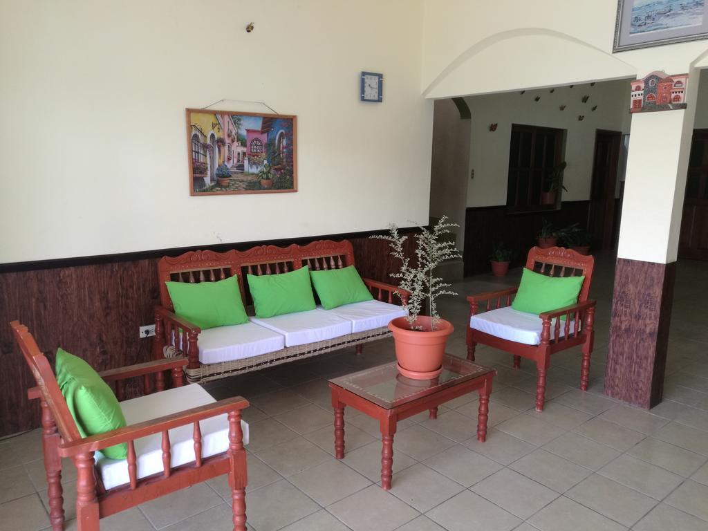 La Posada De Don Jose 弗洛勒斯 外观 照片